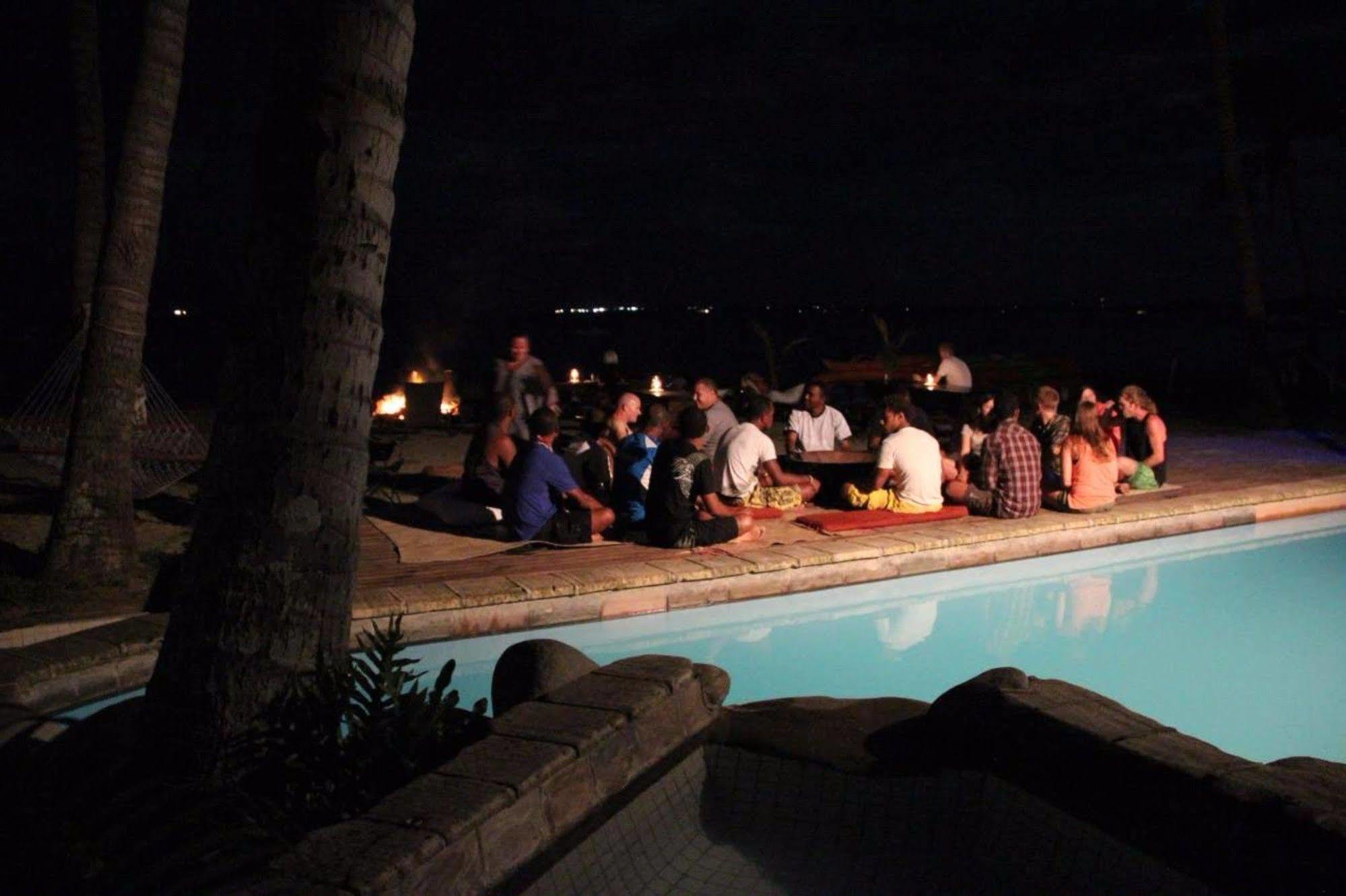 Bamboo Mochileros Hostal Nadi Exterior foto
