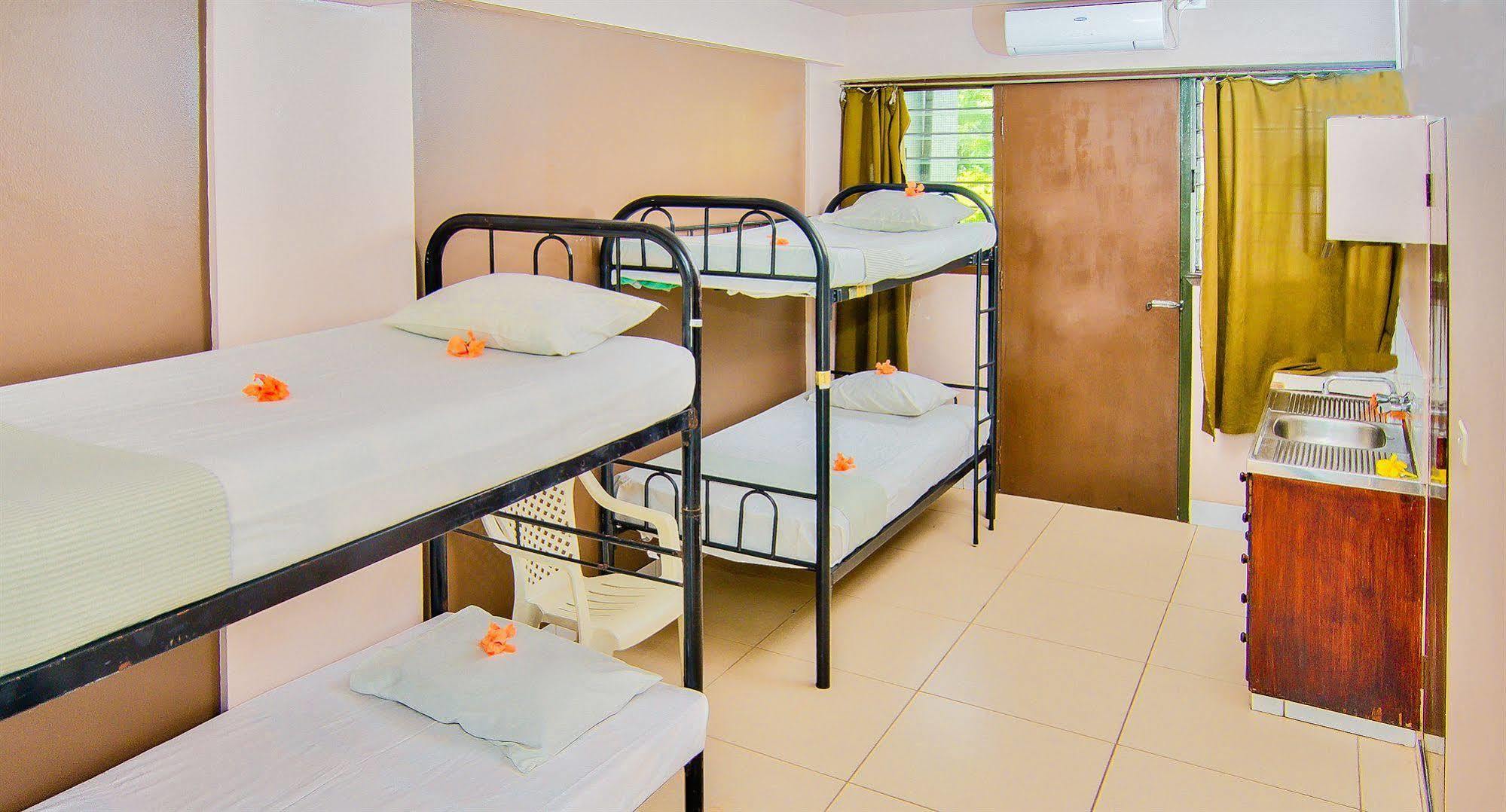 Bamboo Mochileros Hostal Nadi Exterior foto
